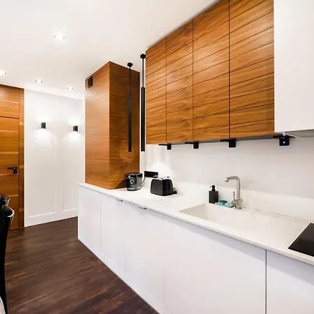 Wola Luxury Wooden Apartment Warsaw Exterior photo