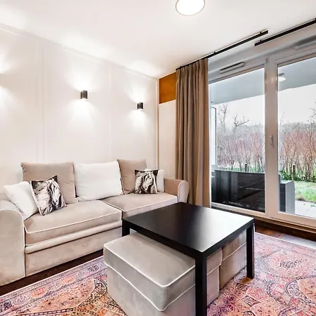 Wola Luxury Wooden Apartment Warsaw Exterior photo