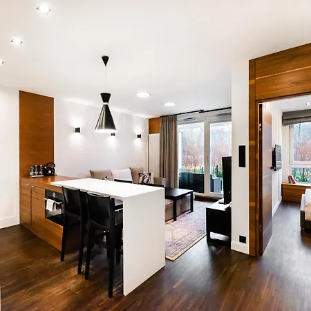 Wola Luxury Wooden Apartment Warsaw Exterior photo