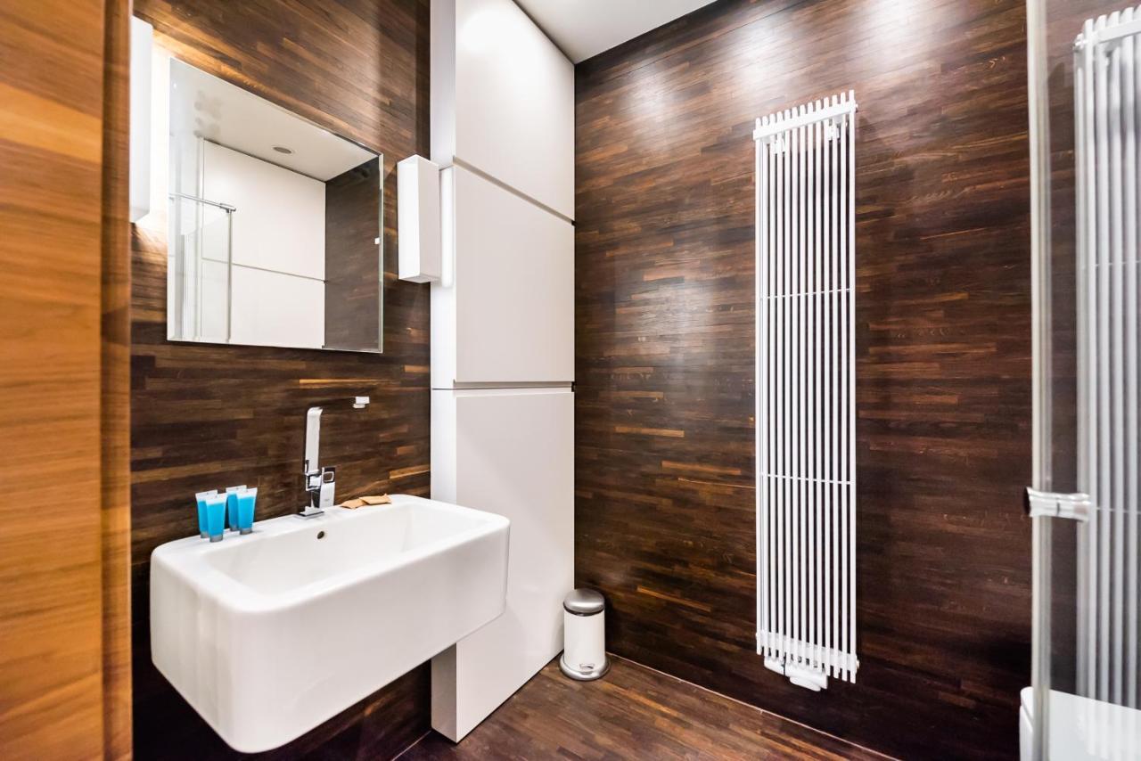 Apartment Wola Luxury Wooden Warsaw