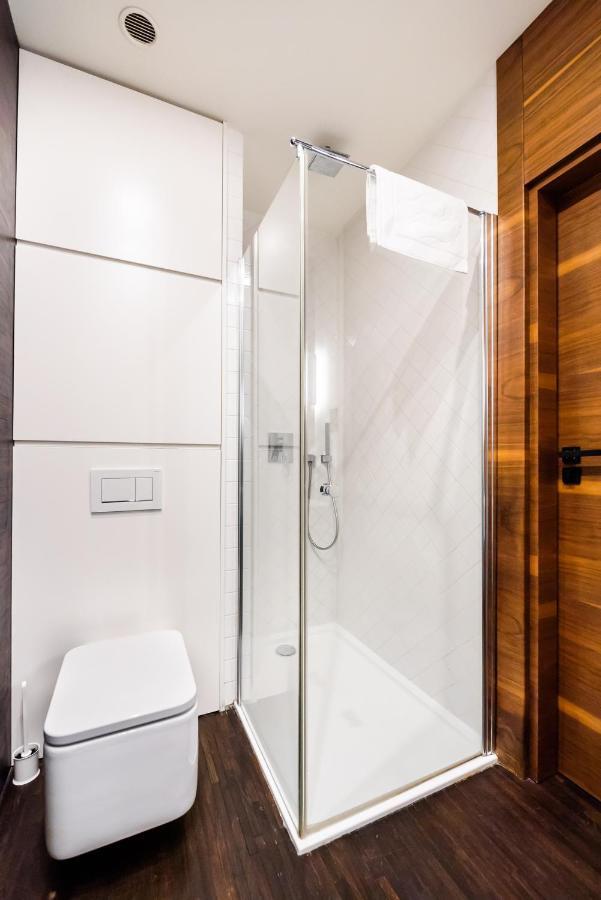 Wola Luxury Wooden * Warsaw